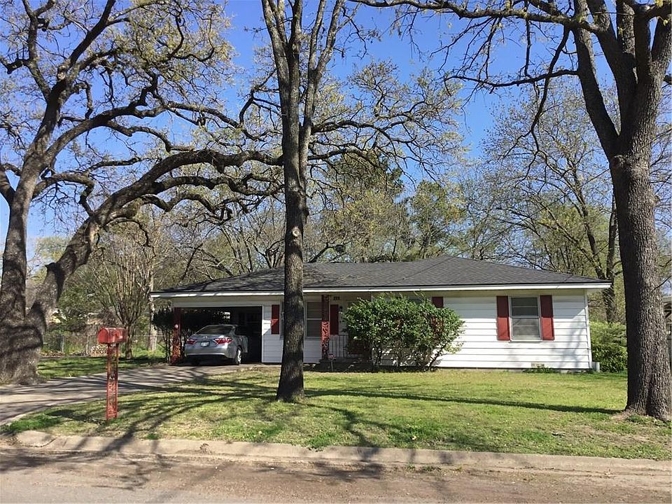 1st image of 220 E Drane Ave