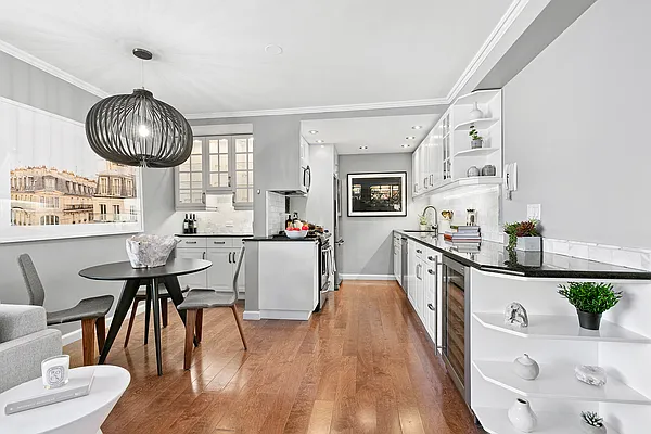 Sold by Corcoran | media 4