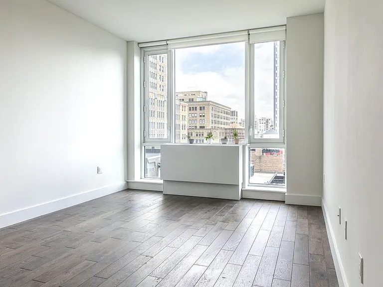 145 Madison Ave #19B — Photo 3
