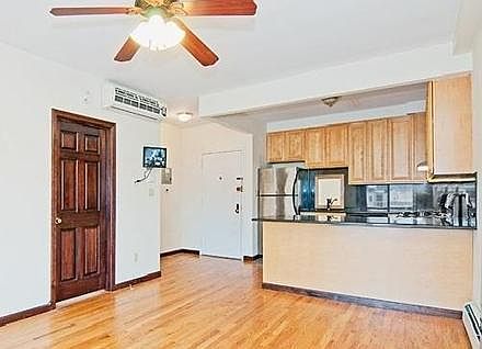 1st image of 1012 47th Ave #3R