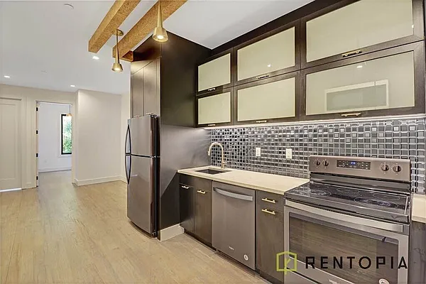 Rented by Rentopia | media 30