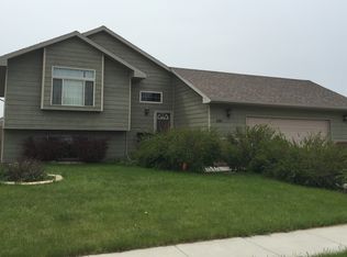 2525 Shad St, Rapid City, SD 57703