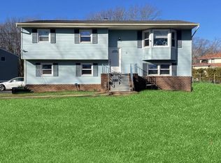 2 Youmans Ave, Eatontown, NJ 07724