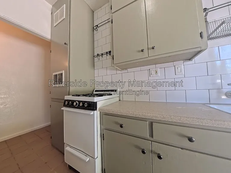 4566 Orange St #6 — Photo 5