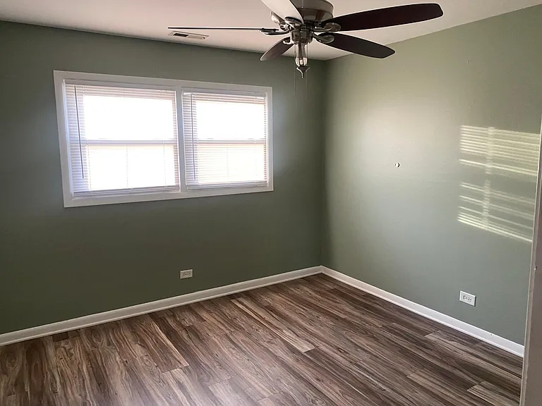 7900 Normandy Ave #2W — Photo 4