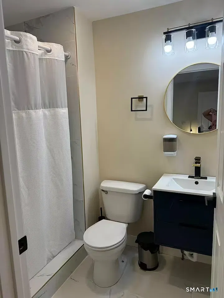 1 bed, 1.0 bath, 3671 sqft, $1,500 — Photo 2