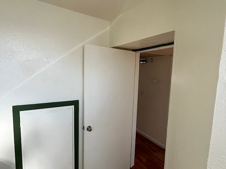 15946 Vanowen St #207 — Photo 15