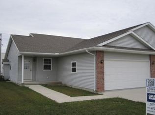 420 Cassidy Ave, Ottawa, IL 61350