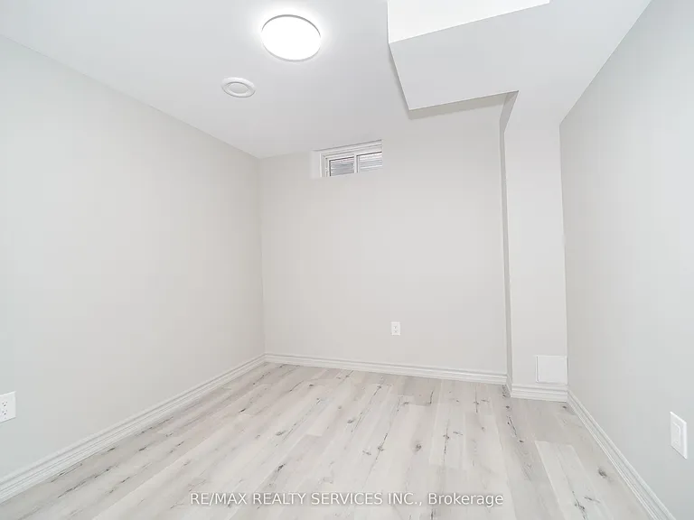 74 Bremner St #BASEMENT — Photo 15