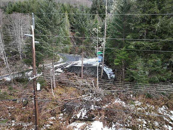 5th image of 567 Mitkof Hwy