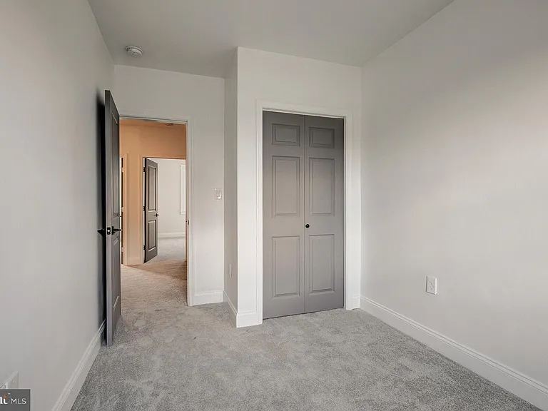 630 Wildwood Pkwy — Photo 10