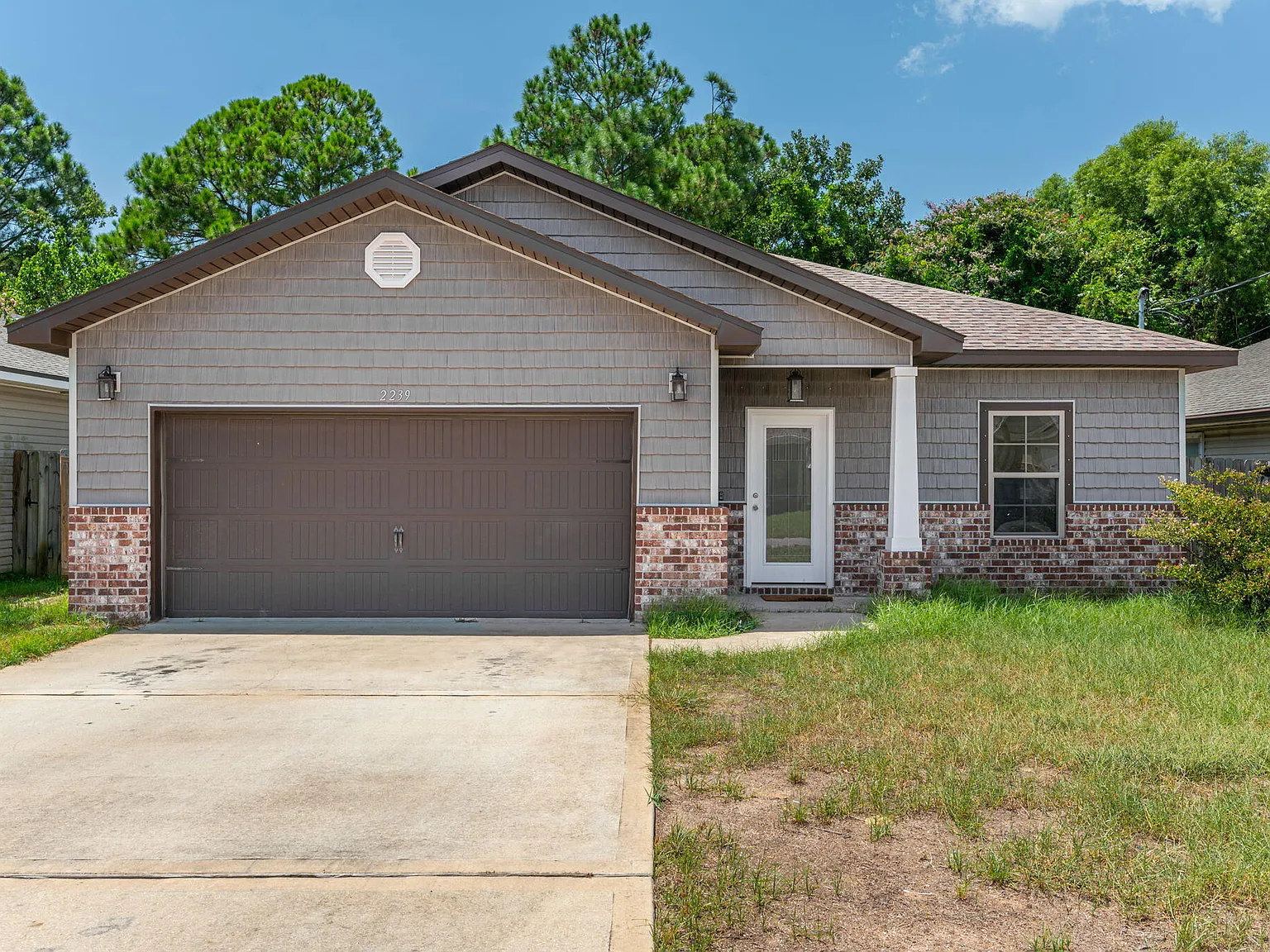 4 bed, 1808 sqft, $2,300 — Photo 3