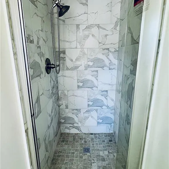 4005 Shallowford Rd — Photo 10