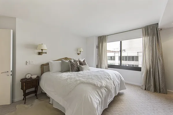 Sold by Nest Seekers International | media 25