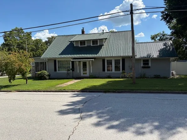 406 E Ridge Ave, Harrison, AR 72601