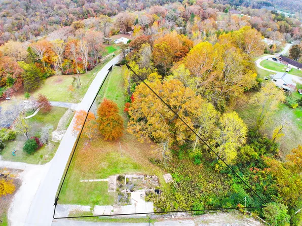 671 Grand Ave, Beattyville, KY 41311