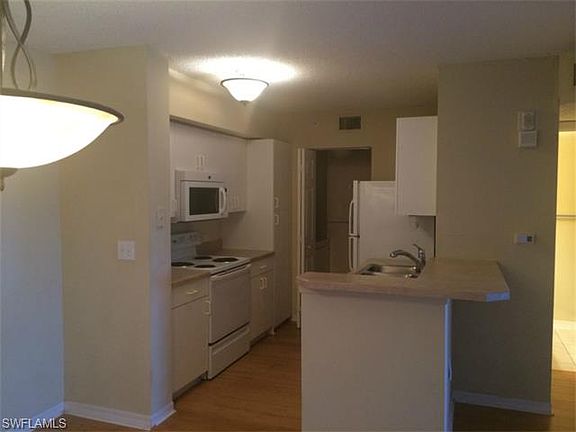 5th image of 8920 Colonnades Ct E APT 513