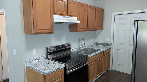 812 N Elizabeth St #B Photo 1