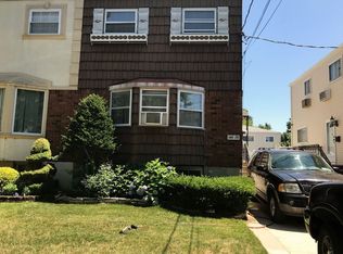 14975 Weller Ln, Jamaica, NY 11422