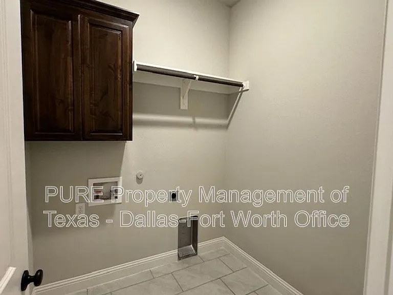 1612 Town Creek Cir — Photo 46