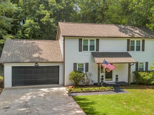 1422 Trails End Dr, Macon, GA 31220