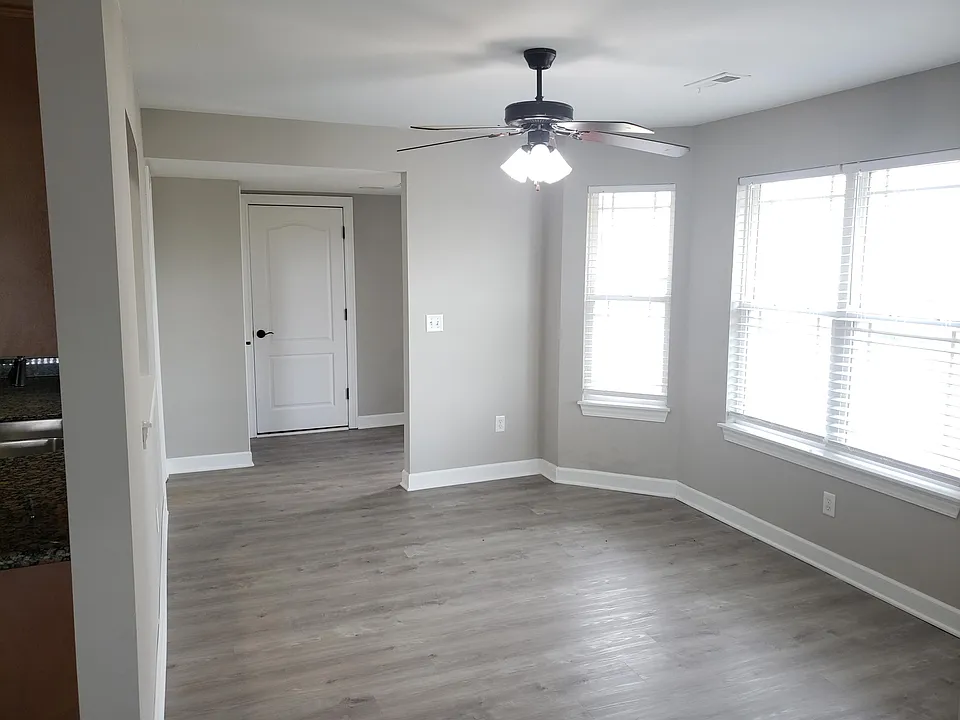 University Park TownHomes - 16474