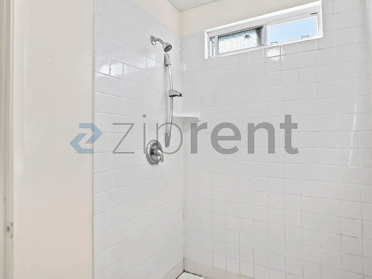 669 Shirecrest Ct — Photo 22