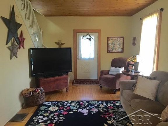 4th image of 8 Brian Scott Pl