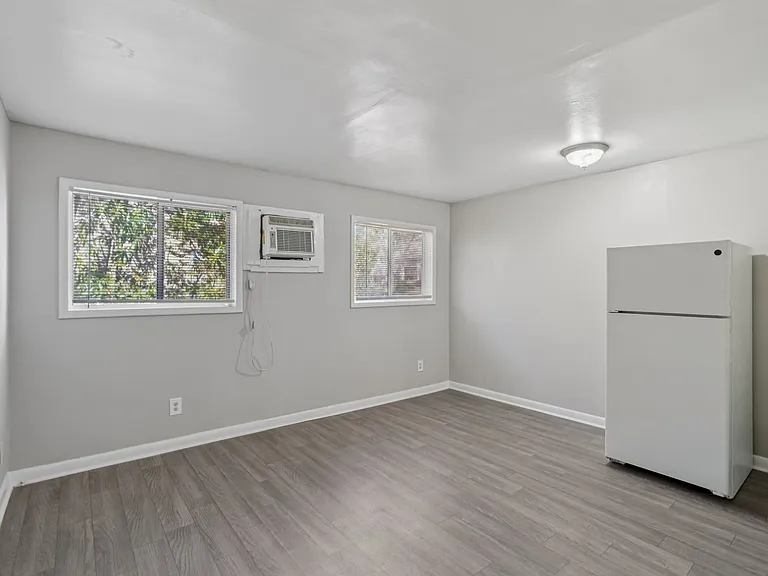 Buckhead Townhomes and Gardens — Photo 9