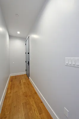 Rented by HCO NY | media 21