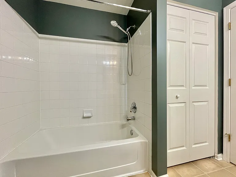 2867 Falling Waters Dr — Photo 9