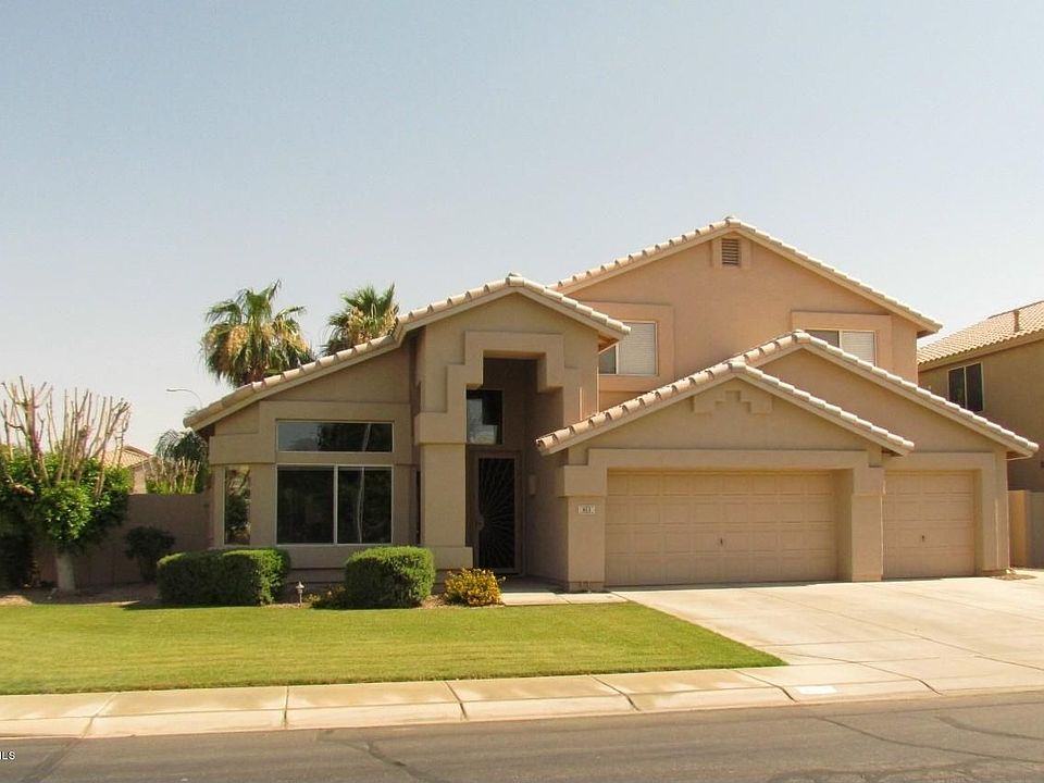 1st image of 813 W Aster Dr