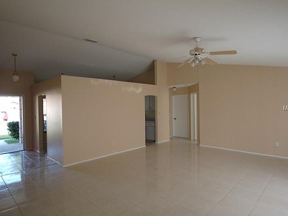 3rd image of 12018 Romero Ct