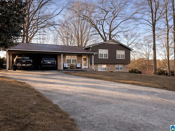 2nd image of 5520 Ashwood Dr