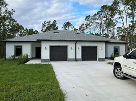 1308 Saxony Cir