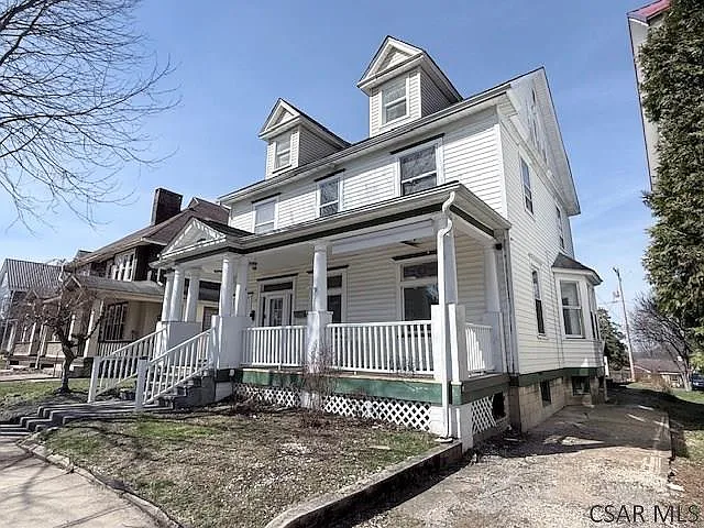 114 Clarion St #2 — Photo 14