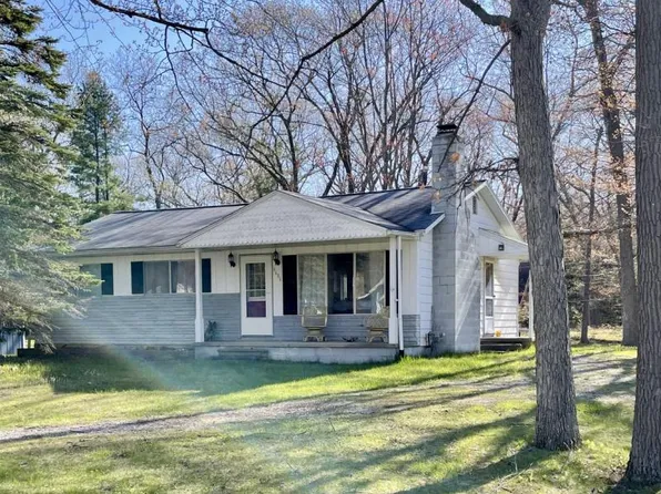 6686 Osbourn Dr, Caseville, MI 48725