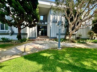 16982 Pacific Coast Hwy Unit 203, Huntington Beach, CA 92649