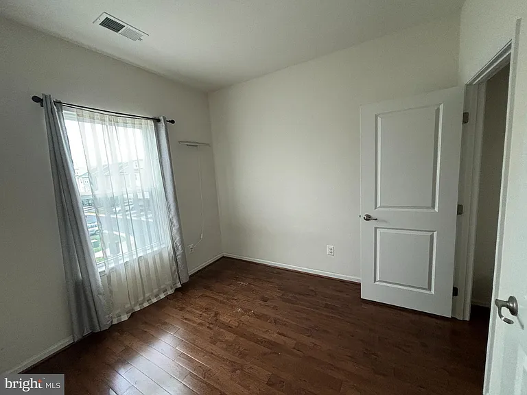 41717 McMonagle Sq — Photo 15