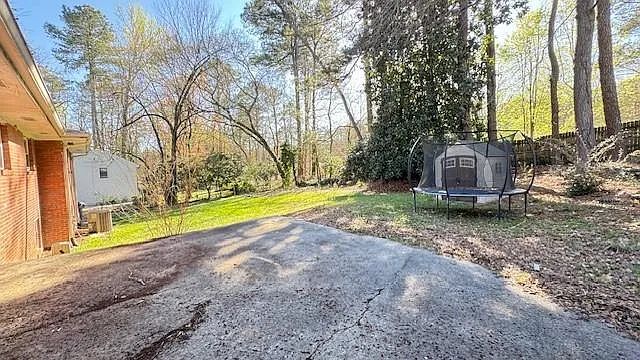 552 Sybil Ln SE #B — Photo 35