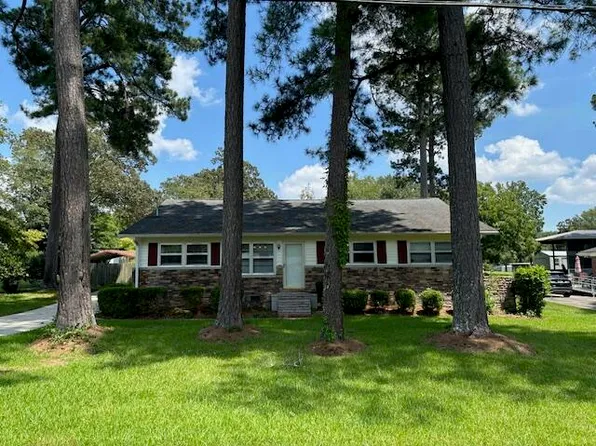 702 Pineview Drive, Thomson, GA