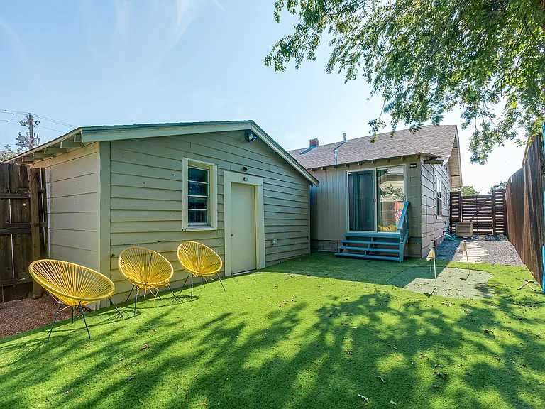 1521 N Blackwelder Ave — Photo 40