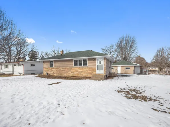 1261 Skillman Ave E, Maplewood, MN 55109