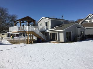 490 Canal Dr, Ortonville, MI