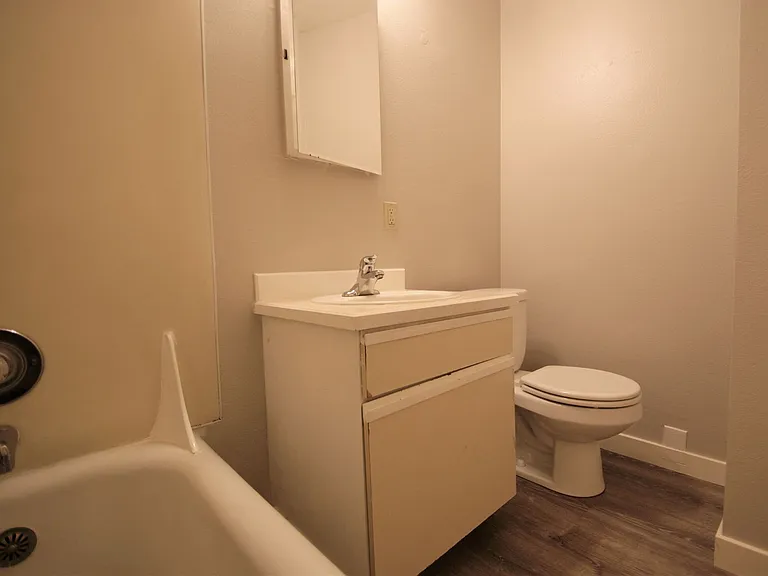 3008 Harvard Ave E — Photo 12