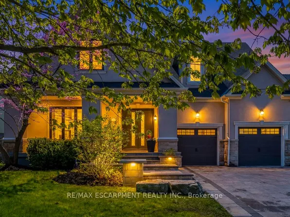 519 Hancock Way, Mississauga, ON L5H 4L5
