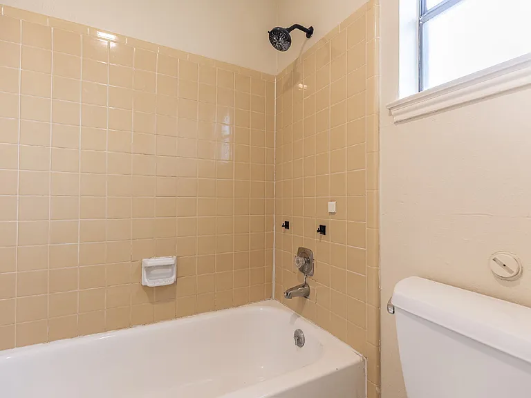 7750 Crooked Road St — Photo 19