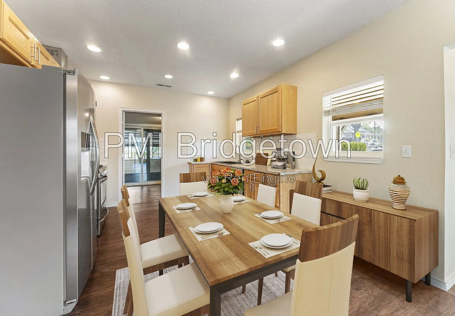 3 bed, 3.0 bath, 1420 sqft, $3,195 — Photo 1