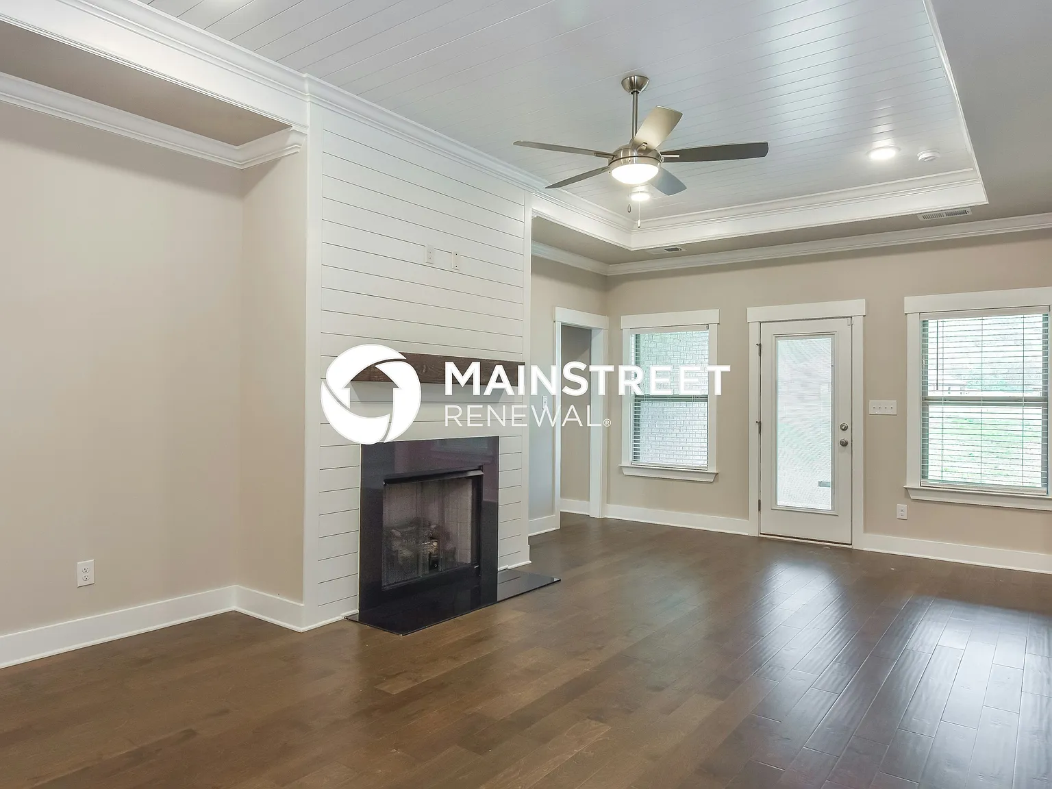 9509 Hampton Oak Dr SE — Photo 3