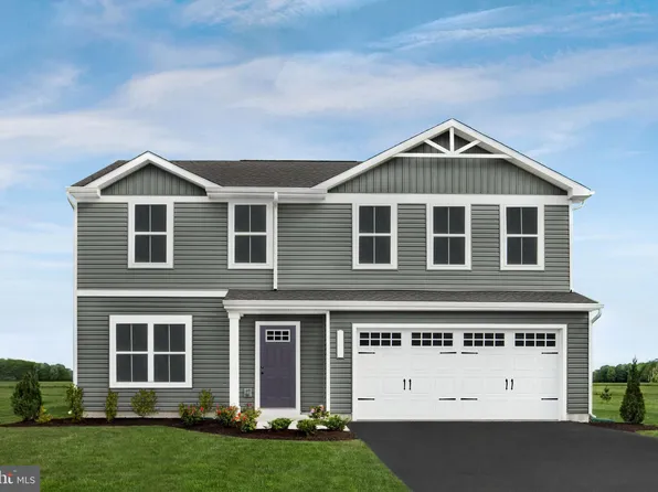 92 Summerfield Dr, Hanover, PA 17331